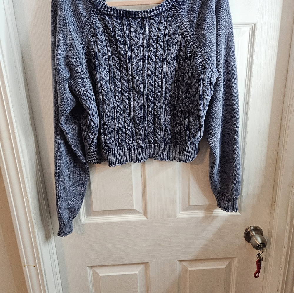 Sweater - Picture 2 of 2